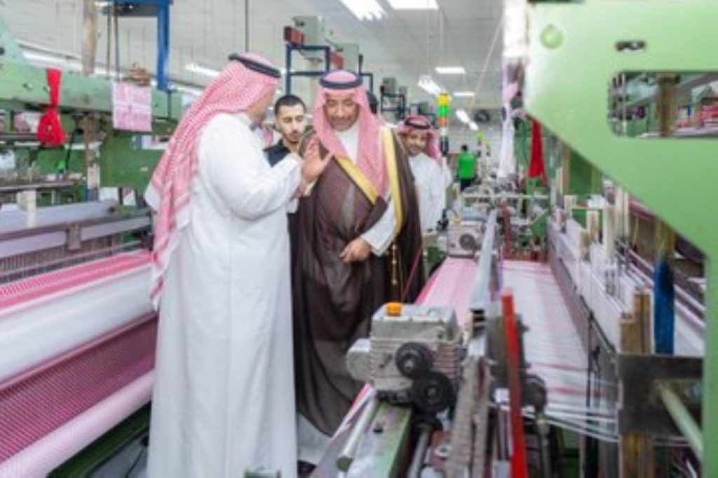 وزير الصناعة يدشّن عدداً من المشاريع الصناعية بالمدينة المنورة