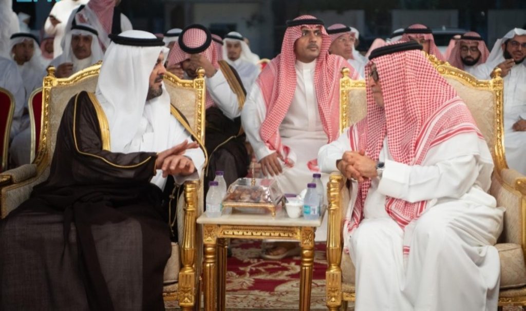 نائب أمير مكة المكرمة يقدّم التعازي لأسرة نصيف