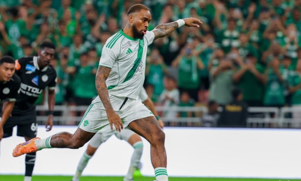 إيفان توني: القناص الذي لا يخطئ الشباك في كرة القدم