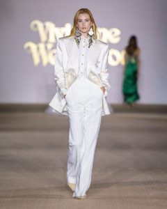 حوار الأناقة بين الشرق والغرب يفتتح أسبوع الموضة في الرياض