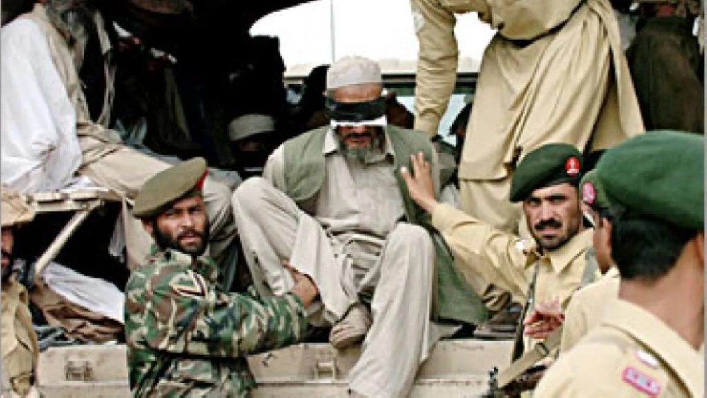 مقتل 10 جنود باكستانيين في هجوم جنوب وزيرستان