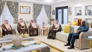 الخريجي ووزير خارجية غانا يترأسان الجولة الأولى للجنة المشاورات السياسية بين الوزارتين