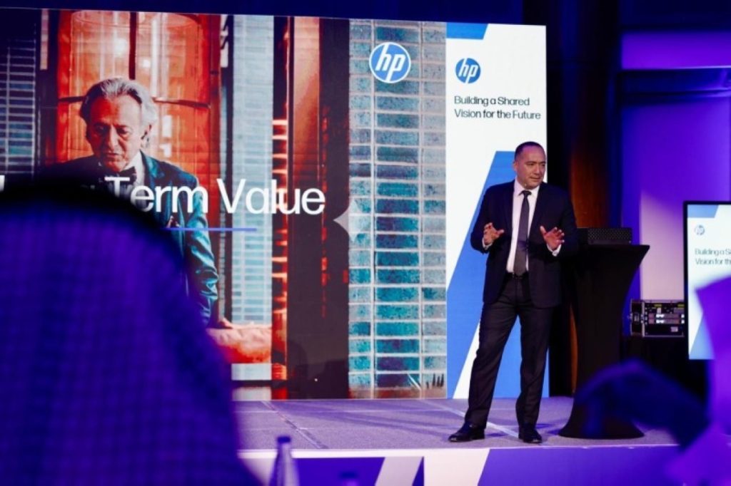 «HP» تعزّز استثماراتها في السعودية وتدعم التحول نحو اقتصاد رقمي قائم على الابتكار