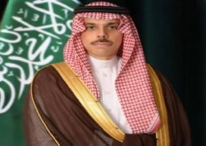 وزير الخارجية ونظيره الباكستاني يبحثان هاتفياً المستجدات الإقليمية