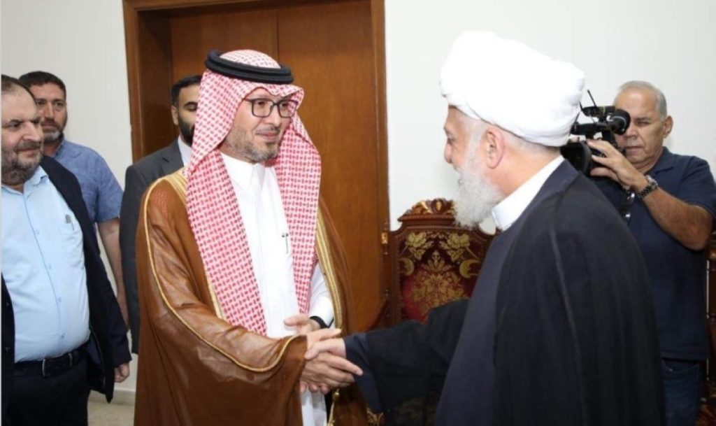 بخاري للخطيب: لا خصومة للمملكة مع المكون الشيعي