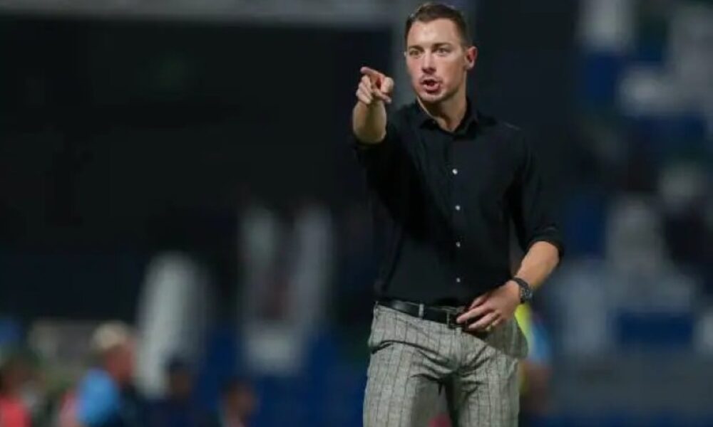 مستقبل إيفان توني مع الأهلي: هل يرحل قريباً؟