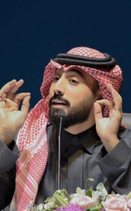 أمسيات بـ 8 لغات تنثر الشعر في «كتاب الشارقة»