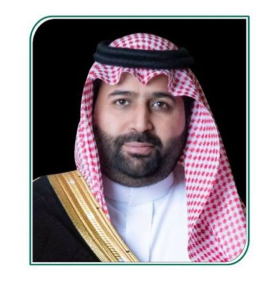 أمير جازان يعزّي الفيفي في وفاة والدته