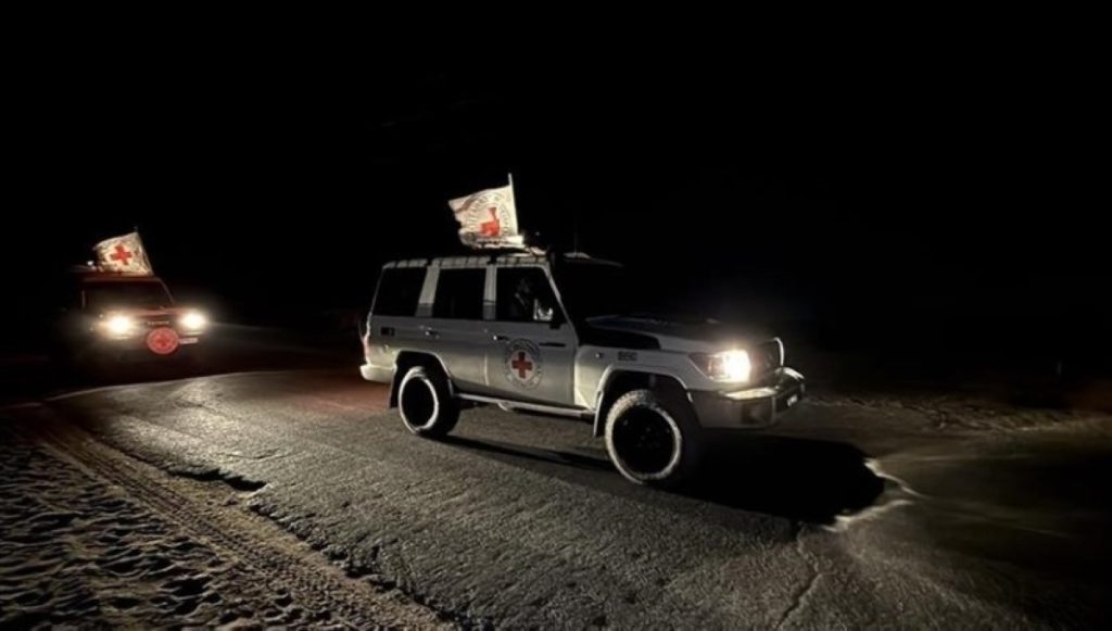 بعد العثور عليها في حي التفاح بغزّة.. «حماس» تسلم إسرائيل جثة أسير