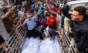 نتنياهو يهرب إلى غزة: تحليل للأزمة السياسية