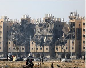 كاتب: جهود المملكة أثمرت بتغيير موقف الرئيس الأمريكي ودفع نتنياهو للموافقة على خطة غزة