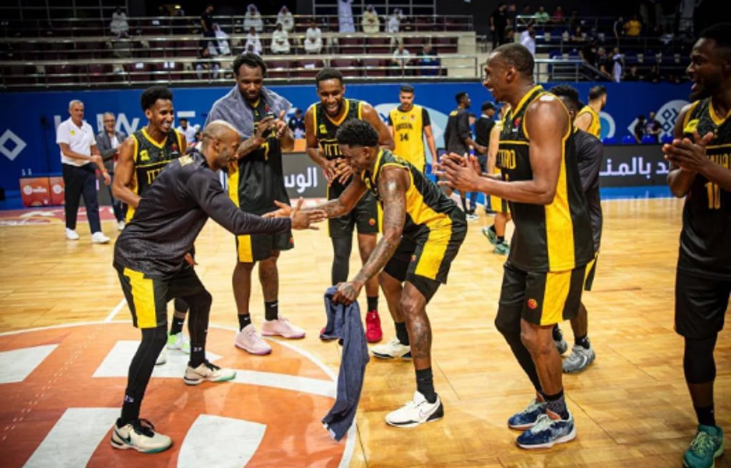 "سلة الاتحاد" تفوز على شباب الأهلي في دوري السوبر لغرب آسيا