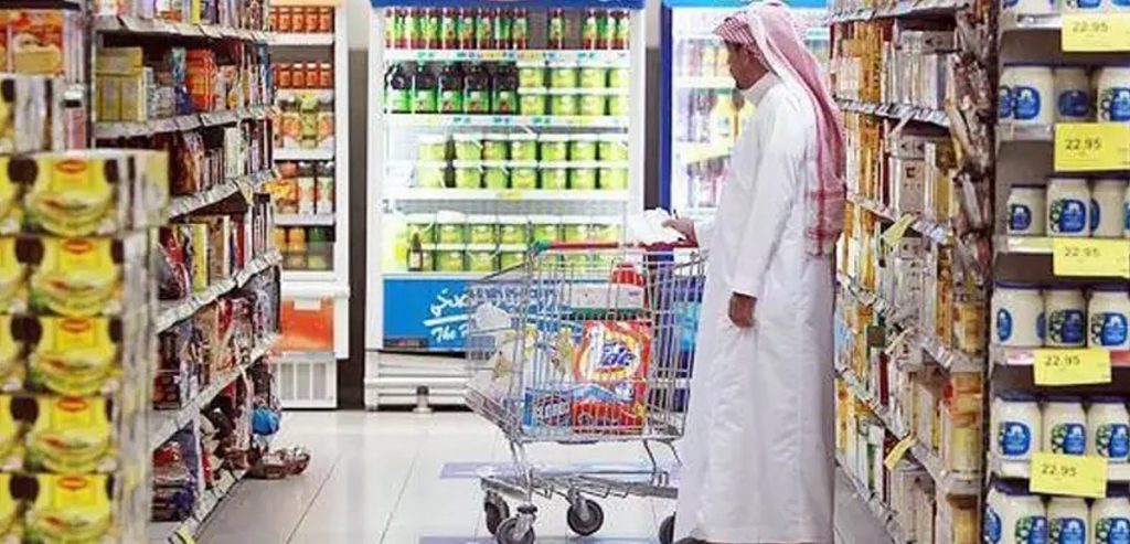 كاتب اقتصادي: تضخم أسعار السلع والخدمات يسير ضمن المسار المتوقع