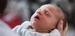 دراسة: تلوث الهواء يبطئ نمو دماغ الأطفال حديثي الولادة