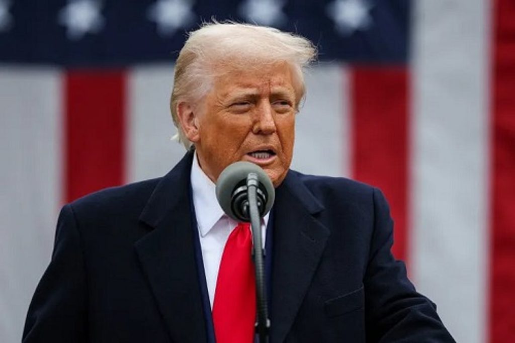 ترامب يلمح إلى استئناف التجارب النووية تحت الأرض