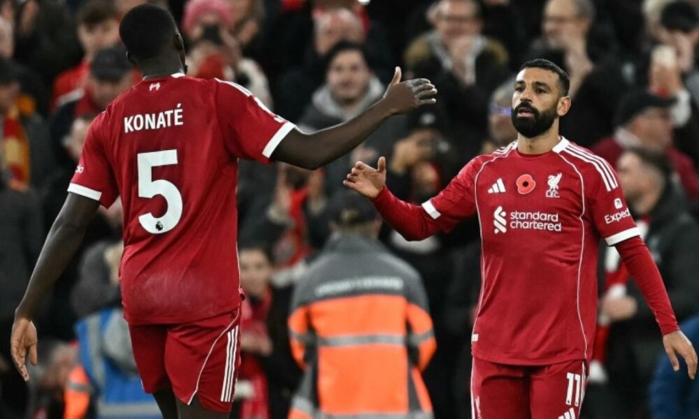 ليفربول ينتصر على أستون فيلا ويعزز موقعه في الدوري