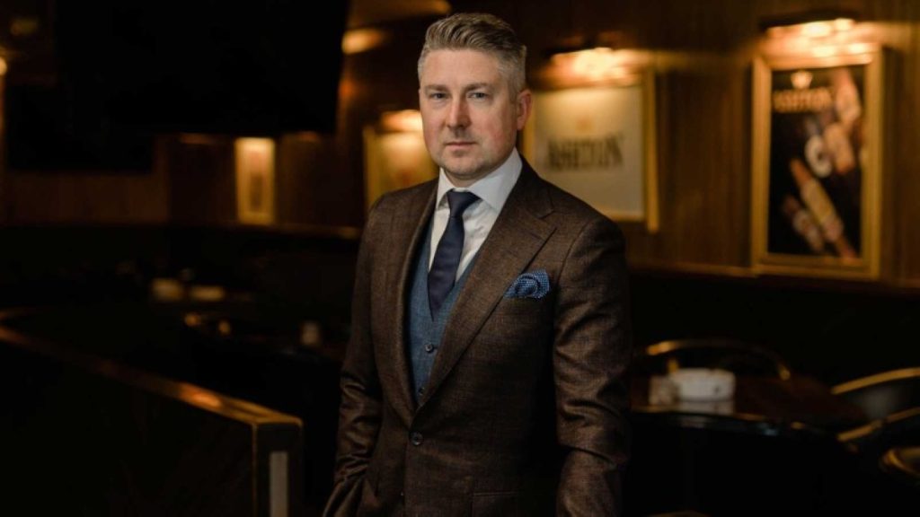 نائب وزير الطاقة الأمريكي: لا تُخمة بمعروض النفط في 2026