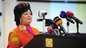 6 عقود من العمل الإعلامي المميز.. تكريم «ماما أنيسة» – أخبار السعودية