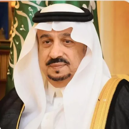 أمير منطقة الرياض يُعزي وزير التعليم في وفاة شقيقه – أخبار السعودية