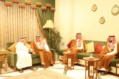 أمراء ومسؤولون يعزّون في وفاة وفاء بنت بندر بن خالد – أخبار السعودية