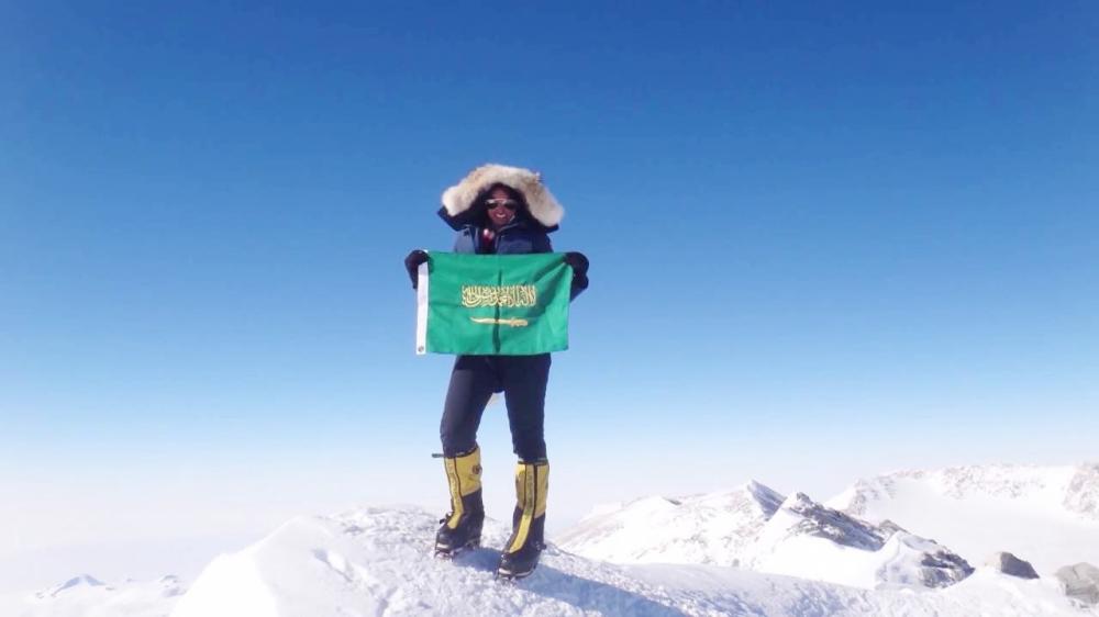 المحرق ترفع راية التوحيد في 7 قمم