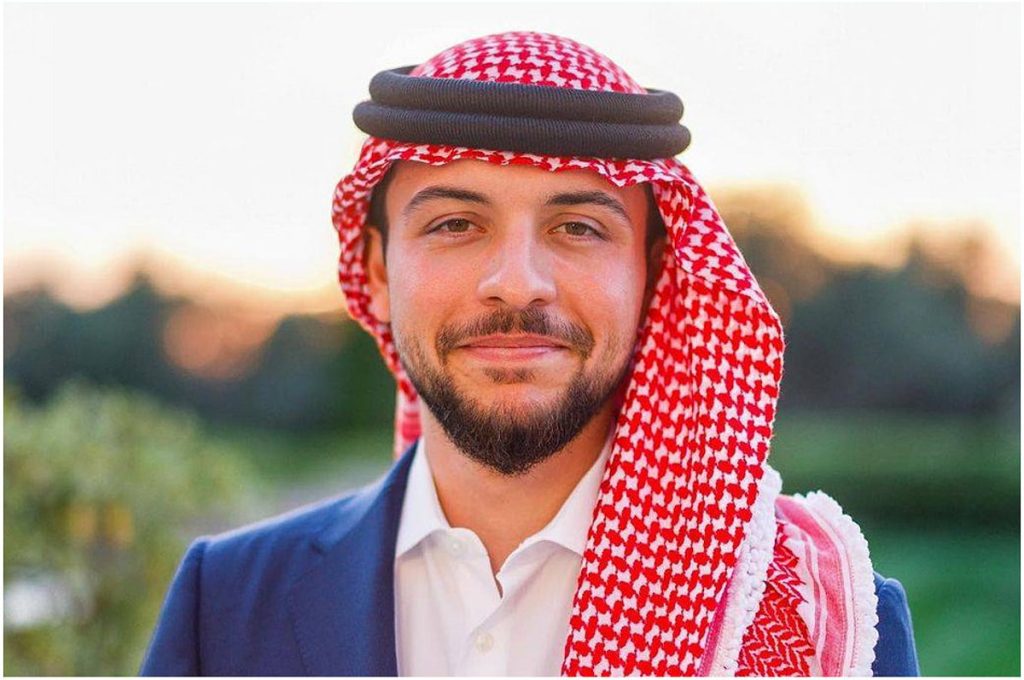 الأمير الحسين بن عبدالله الثاني يؤدي اليمين الدستورية نائبًا لملك الأردن