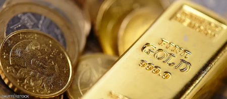 متأثرة بارتفاع الدولار.. انخفاض أسعار الذهب في الأسواق العالمية