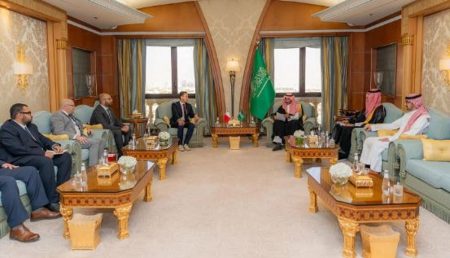 «الخريف» يعقد سلسلة اجتماعات وزارية دولية على هامش القمة العالمية للصناعة بالرياض