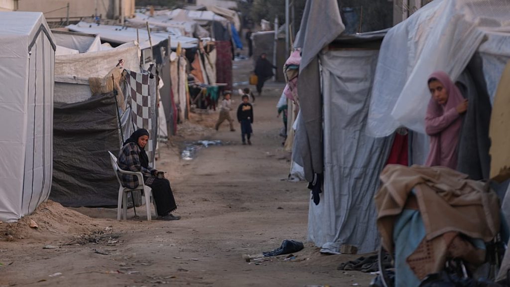 مباشر – اتفاق غزة تحت الاختبار: مساعٍ للانتقال إلى المرحلة الثانية وحديث عن تباين أميركي – إسرائيلي