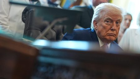 “هل يعرف أحد ما هي؟”.. ترامب يرفض اتباع خطى إسرائيل في الاعتراف بصوماليلاند