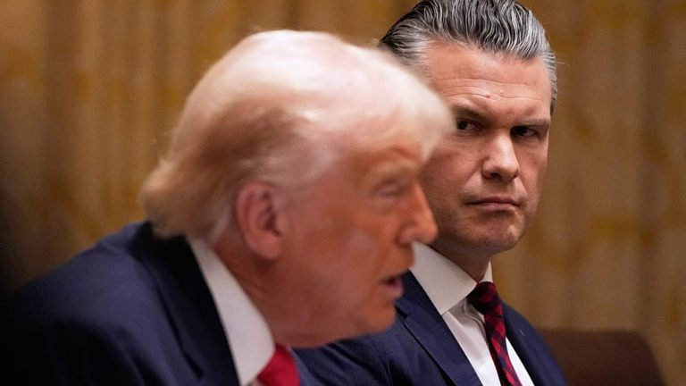 رغم الانتقادات الحقوقية والدولية.. الجيش الأمريكي يستمر في استهداف الزوارق في المحيط الهادي