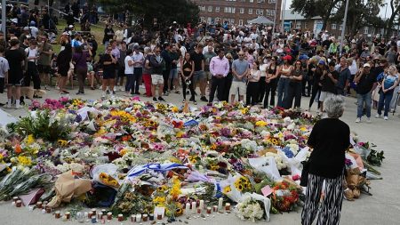 ما خفي في هجوم أستراليا الدموي: حصيلة ثقيلة.. وتساؤلات حول ملف “الأب والابن” والعلاقة بداعش