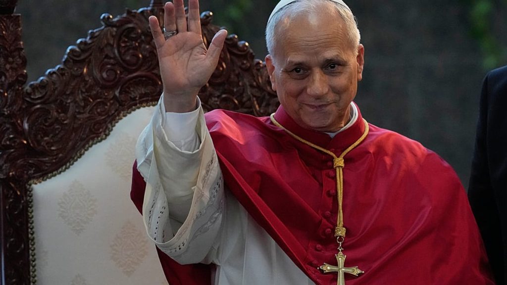 البابا ليو الرابع عشر: الكرسي الرسولي لن يقف مكتوف الأيدي أمام انتهاكات حقوق الإنسان