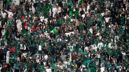 مغامرة عُمان تنتهي.. تأهل المغرب والسعودية من “مجموعة الموت” بكأس العرب