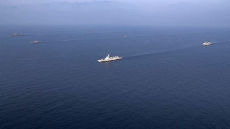 “عملية سرّية” في عرض المحيط.. قوات خاصة أمريكية تتحرّك ضد إيران