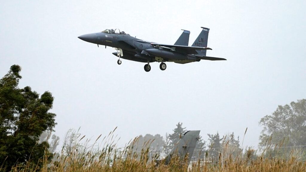 بقيمة 8.6 مليارات دولار.. البنتاغون يعلن صفقة مع بوينغ لتزويد إسرائيل بمقاتلات “F-15”