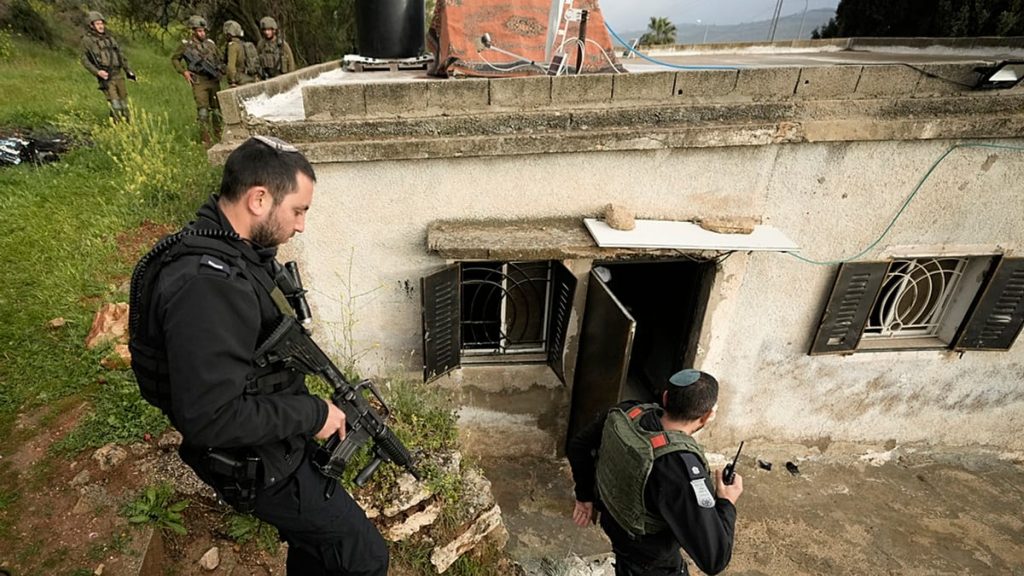 إصابة رضيعة فلسطينية في هجوم لمستوطنين بالضفة الغربية.. والشرطة الإسرائيلية توقف خمسة مشتبهين