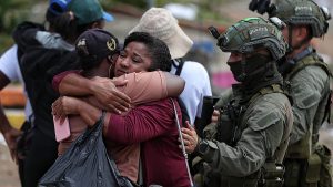 فيديو. كولومبيا تعزز الوجود العسكري بعد هجوم على مركز شرطة