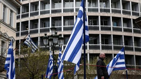 البرلمان اليوناني يقرّ صفقة صاروخية مع إسرائيل بقيمة تصل إلى 700 مليون يورو