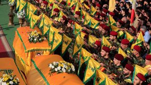 “المحفظة الفارغة”.. رسالة “غامضة” تستهدف عناصر حزب الله