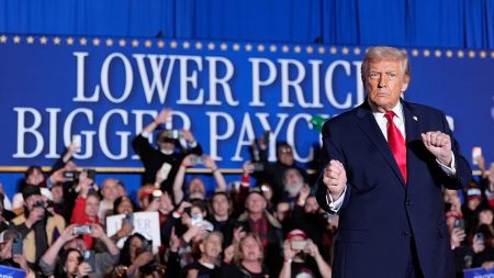 بالأرقام: منذ عودته إلى البيت الأبيض.. 2.4 مليون كلمة لترامب أمام الصحافة