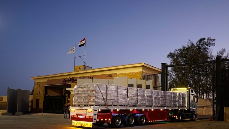 تحذير عربي – إسلامي من “تهجير الفلسطينيين”: 8 دول بينها مصر وقطر ترفض فتح معبر رفح باتجاه واحد