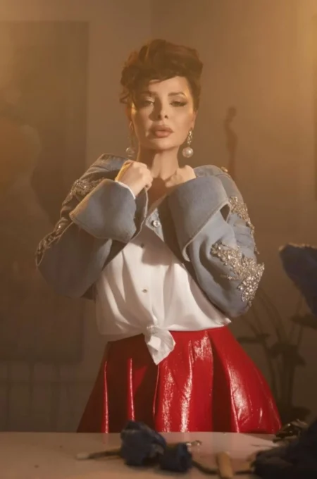 ديانا كرزون بإطلالة متجددة تعكس رشاقتها – أخبار السعودية