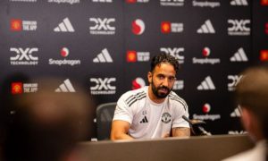 تين هاغ: مستقبل فرنانديز واضح وماينو قدوة قبل صدام أستون فيلا