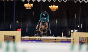 قفز السعودية: ريادة عالمية في صناعة الفروسية ورؤية 2030