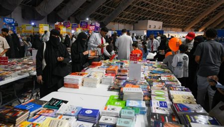 منطقة الكتب المخفضة توسّع خيارات الوصول للكتاب في معرض جدة للكتاب 2025