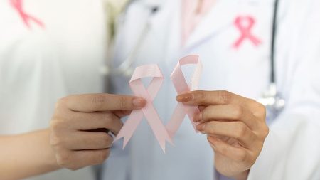 لقاح منسيّ ضد سرطان الثدي يعود إلى الواجهة بنتائج قد تغيّر قواعد اللعبة