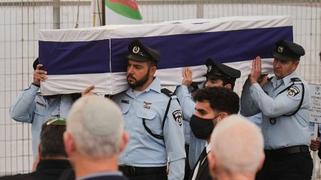 فخ استخباراتي.. كيف حوّلت إسرائيل عناصر حماس في غزة إلى مصدر معلومات عن الرهائن؟