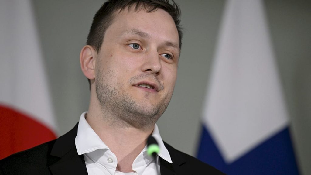 رئيس وزراء غرينلاند بعد التهديدات الأمريكية: لا يوجد سبب للذعر