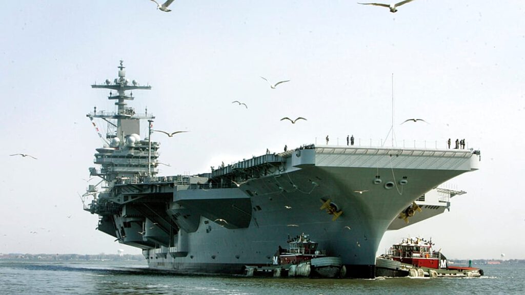 أسطول نووي وتدريبات جوية: أميركا تنفذ مناورات عسكرية واسعة في الشرق الأوسط